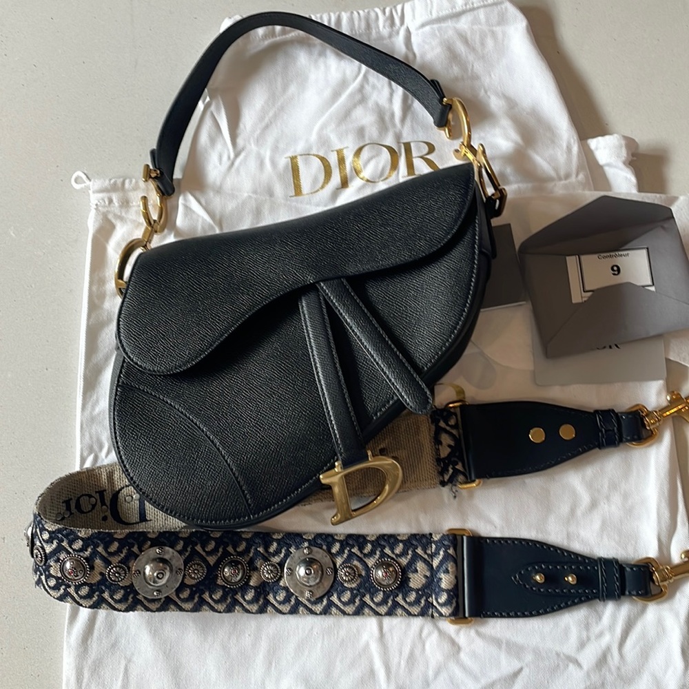 Dior Saddle Bag with blue Dior oblique embroidery strap